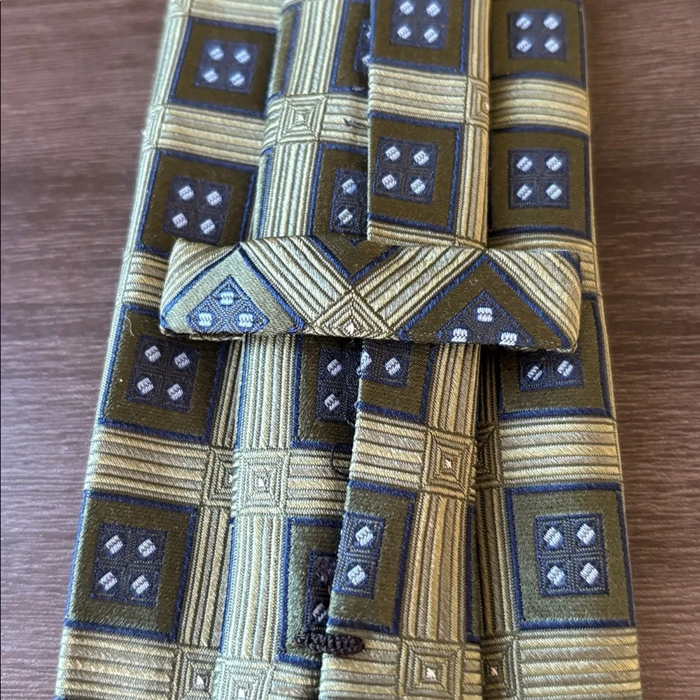Forsyth Blue Green Handsewn Silk Tie with Tie Loop
